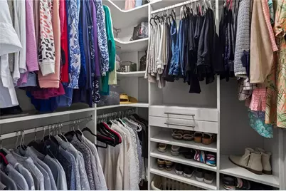 16 Ivy Chase NE, Atlanta, GA 30342 - Photo 22