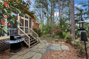 16 Ivy Chase NE, Atlanta, GA 30342 - Photo 40