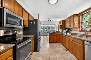 120 Farm Track, Roswell, GA 30075 - Photo 14