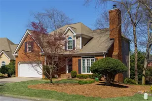 4495 Dobbs Crossing, Marietta, GA 30068 - Photo 2
