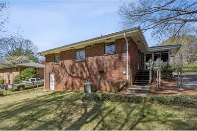 970 Brentwood Drive, Smyrna, GA 30082 - Photo 2