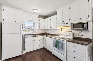 970 Brentwood Dr, Smyrna, GA 30082 - Photo 2