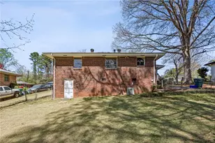 970 Brentwood Dr, Smyrna, GA 30082 - Photo 26