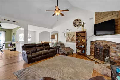 9020 Farm Shaw Drive, Gainesville, GA 30506 - Photo 12