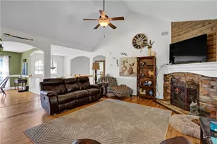 9020 Farm Shaw Dr, Gainesville, GA 30506 - Photo 12