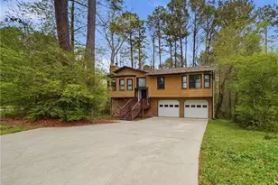 5870 Wellborn Trail, Lithonia, GA 30058 - Photo 1