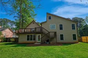 2331 Danielle Ct, Marietta, GA 30062 - Photo 2