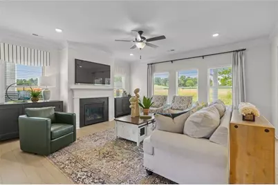 509 Grover Street, Hoschton, GA 30548 - Photo 4