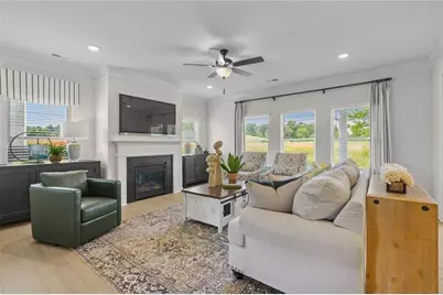 509 Grover Street, Hoschton, GA 30548 - Photo 4