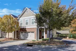 128 Davina Dr, Smyrna, GA 30082 - Photo 2