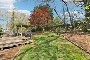 2233 Rando Ln NW, Atlanta, GA 30318 - Photo 10