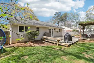 2233 Rando Ln NW, Atlanta, GA 30318 - Photo 32