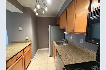 3160 Seven Pines Court #305, Atlanta, GA 30339 - Photo 4