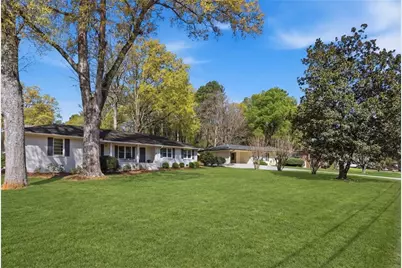 555 Allgood Road NE, Marietta, GA 30060 - Photo 2