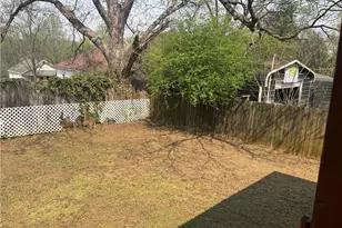 145 Peachtree St, Griffin, GA 30223 - Photo 12