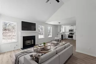 2203 Hidden Creek Dr, Decatur, GA 30035 - Photo 8