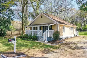 411 Ash St, Monroe, GA 30655 - Photo 2