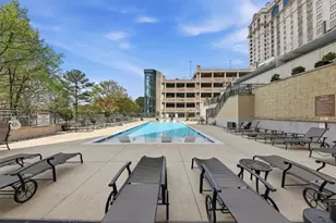 3040 Peachtree Rd NW, Atlanta, GA 30305 - Photo 32