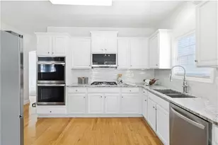 4000 Suwanee Pl Dr, Suwanee, GA 30024 - Photo 4