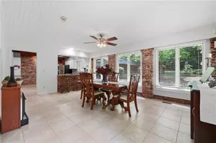 1387 Springdale Rd, Gainesville, GA 30501 - Photo 8