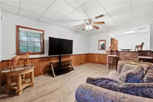 1387 Springdale Rd, Gainesville, GA 30501 - Photo 36