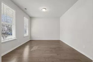 2265 Anne's Lake Cir, Lithonia, GA 30058 - Photo 10