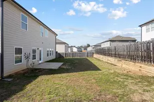 2265 Anne's Lake Cir, Lithonia, GA 30058 - Photo 8