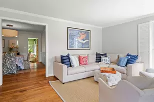 1837 Walthall Dr NW, Atlanta, GA 30318 - Photo 2