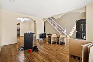 655 Gardinia Dr, McDonough, GA 30253 - Photo 4