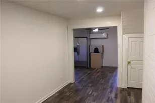 11 Liberty St, Gainesville, GA 30501 - Photo 8