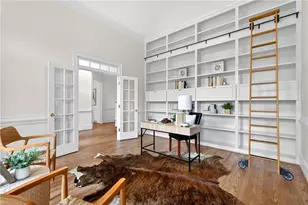 10640 N Edgewater Pl, Johns Creek, GA 30097 - Photo 2