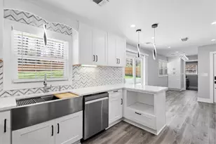 5109 Dogwood Hills Dr, Sugar Hill, GA 30518 - Photo 10