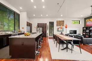 585 Overbrook Dr NW, Atlanta, GA 30318 - Photo 6