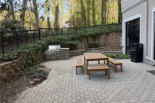 2511 River Green Dr NW, Atlanta, GA 30327 - Photo 8