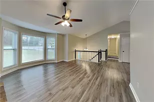 255 Valley Brook Dr, Woodstock, GA 30188 - Photo 2