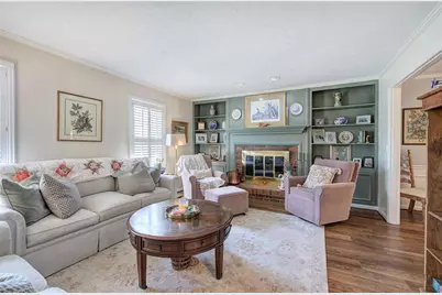 70 Oakridge Drive SE, Cartersville, GA 30121 - Photo 8