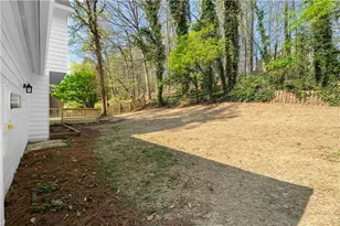 490 Guilford Cir, Marietta, GA 30068 - Photo 44