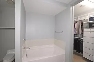 4561 Olde Perimeter Way, Atlanta, GA 30346 - Photo 20