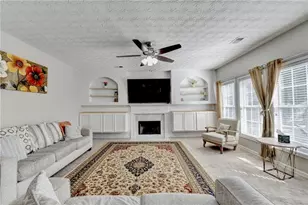 1032 Quiet Waters Ln, Lawrenceville, GA 30045 - Photo 16