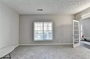 1032 Quiet Waters Ln, Lawrenceville, GA 30045 - Photo 10