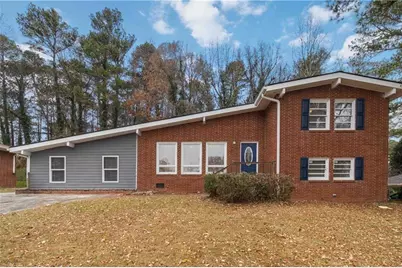 3035 McLendon Circle NW, Atlanta, GA 30318 - Photo 1