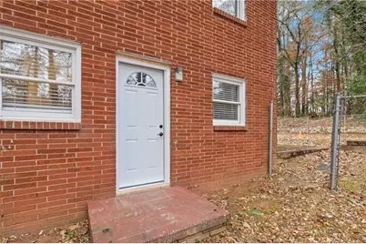 3035 McLendon Circle NW, Atlanta, GA 30318 - Photo 28