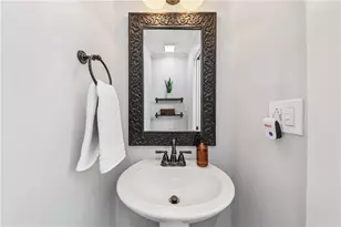 1060 Riverbend Club Dr SE, Atlanta, GA 30339 - Photo 12