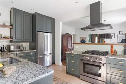 83 Bates Avenue SE, Atlanta, GA 30317 - Photo 14