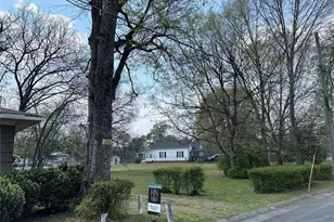25 Wells St, Cartersville, GA 30120 - Photo 2