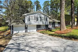 3960 Wedgefield Cir, Decatur, GA 30035 - Photo 2