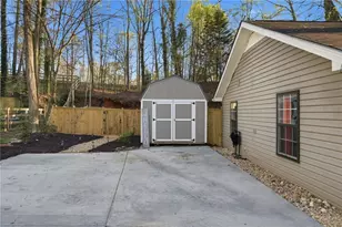 6117 Cardinal Dr, Gainesville, GA 30506 - Photo 18