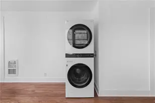 1338 McLendon Ave, Atlanta, GA 30307 - Photo 10