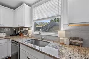 2587 Bear Paw Dr, Lawrenceville, GA 30043 - Photo 22