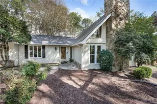 9635 Red Bird Ln, Johns Creek, GA 30022 - Photo 2